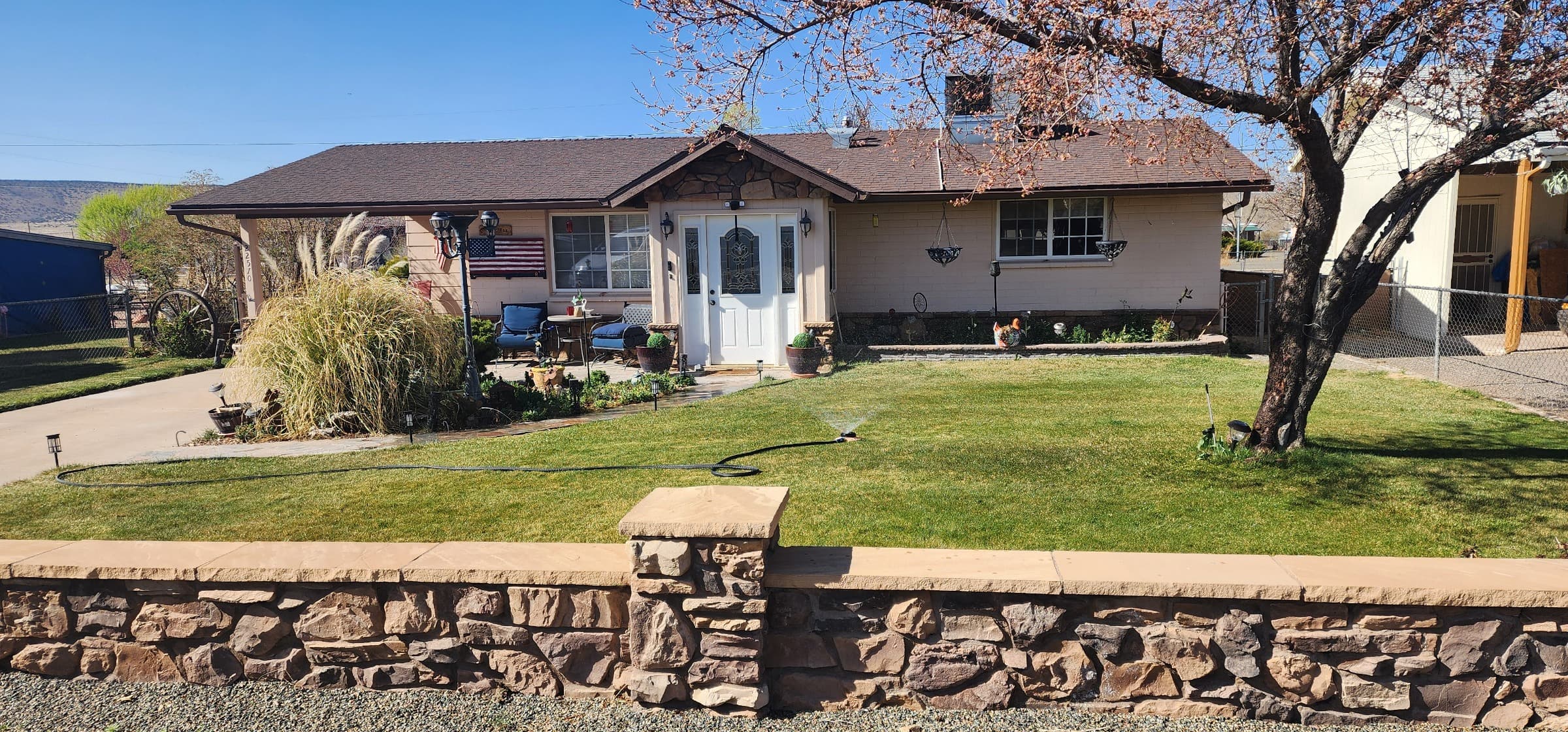 22570 Cedar Street photo 2