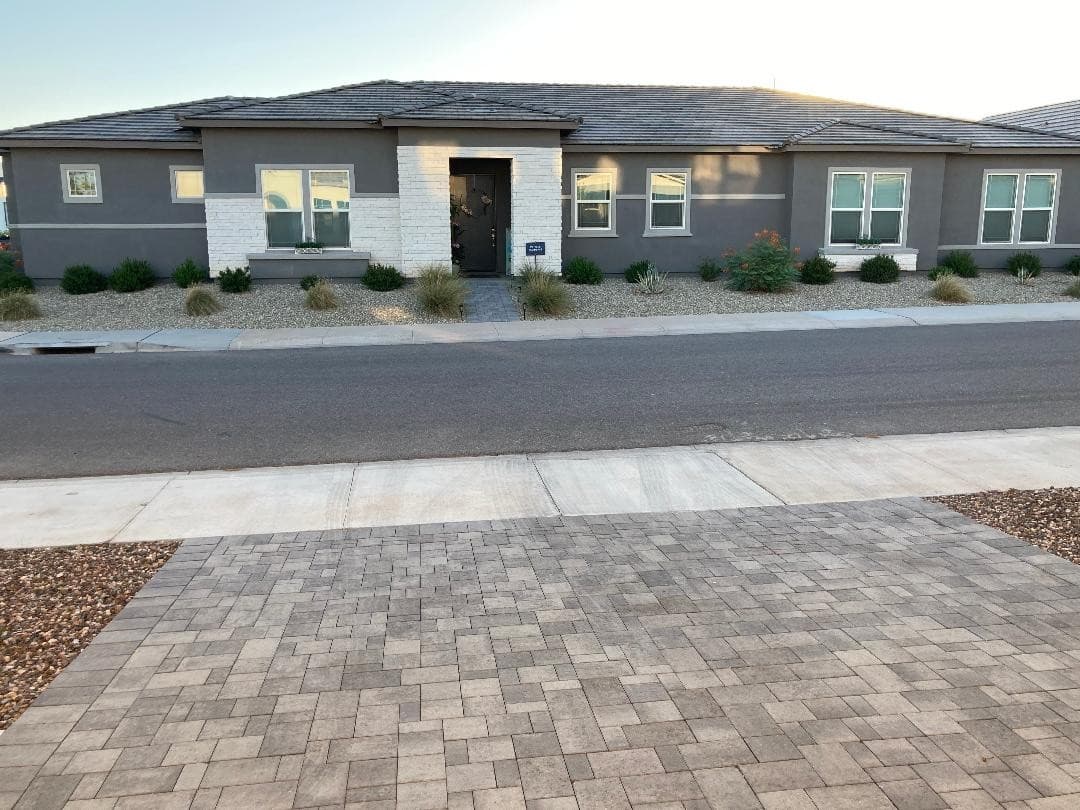 17144 West Middlebury Street photo 2