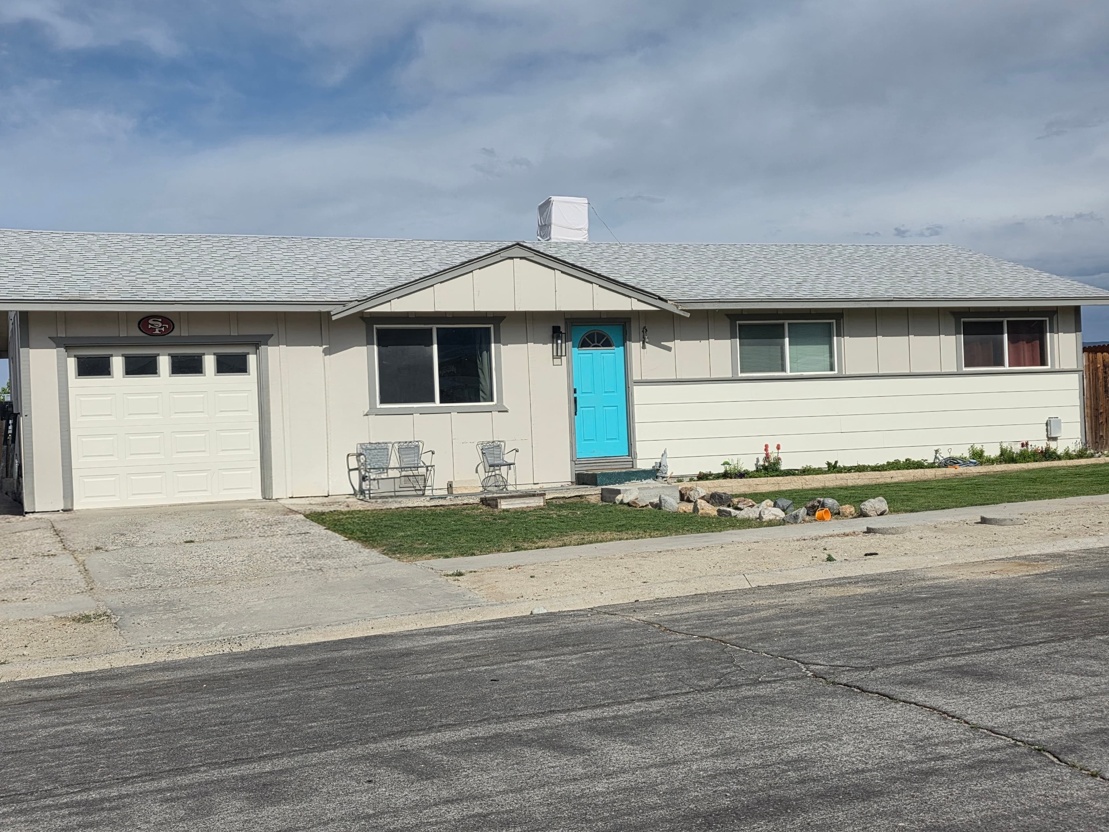 110 Birch Street photo 1