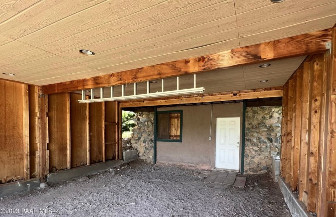 3696 North Starlight Drive photo 2