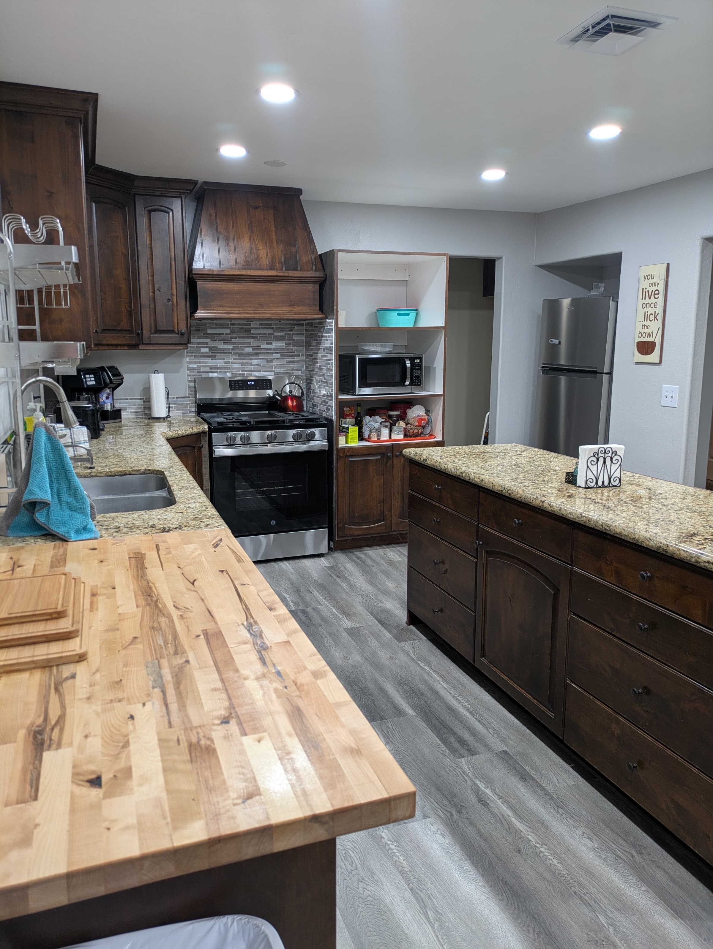 201 South 6th Place photo 2