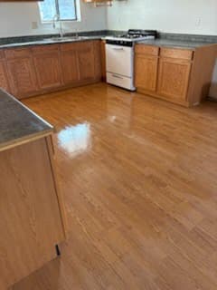 5395 Churchill Road photo 3