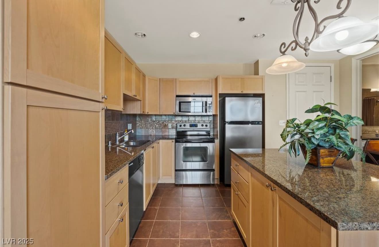 2405 West Serene Avenue, #631 photo 1