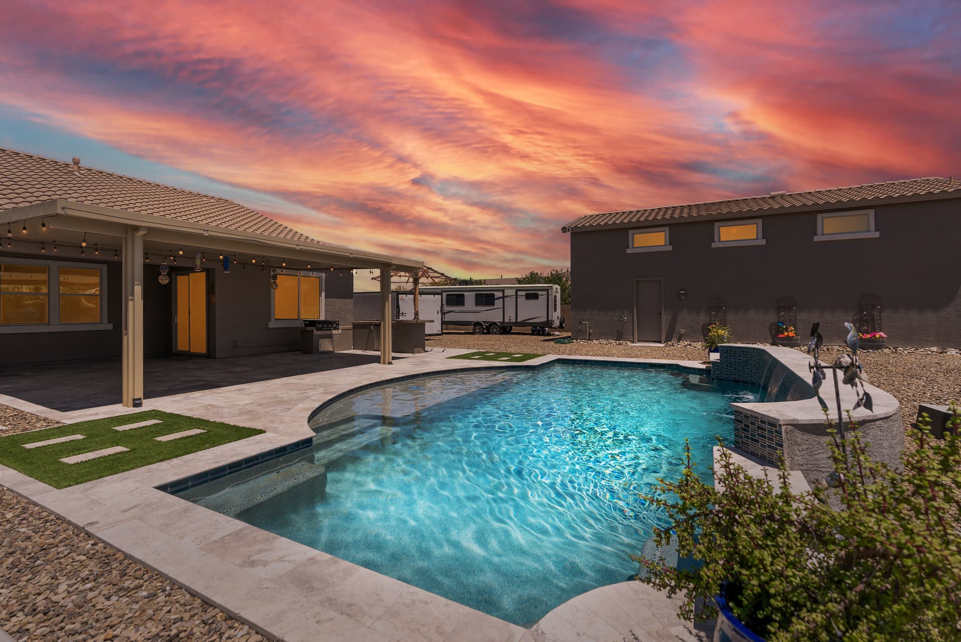 18319 West Marshall Avenue photo 2