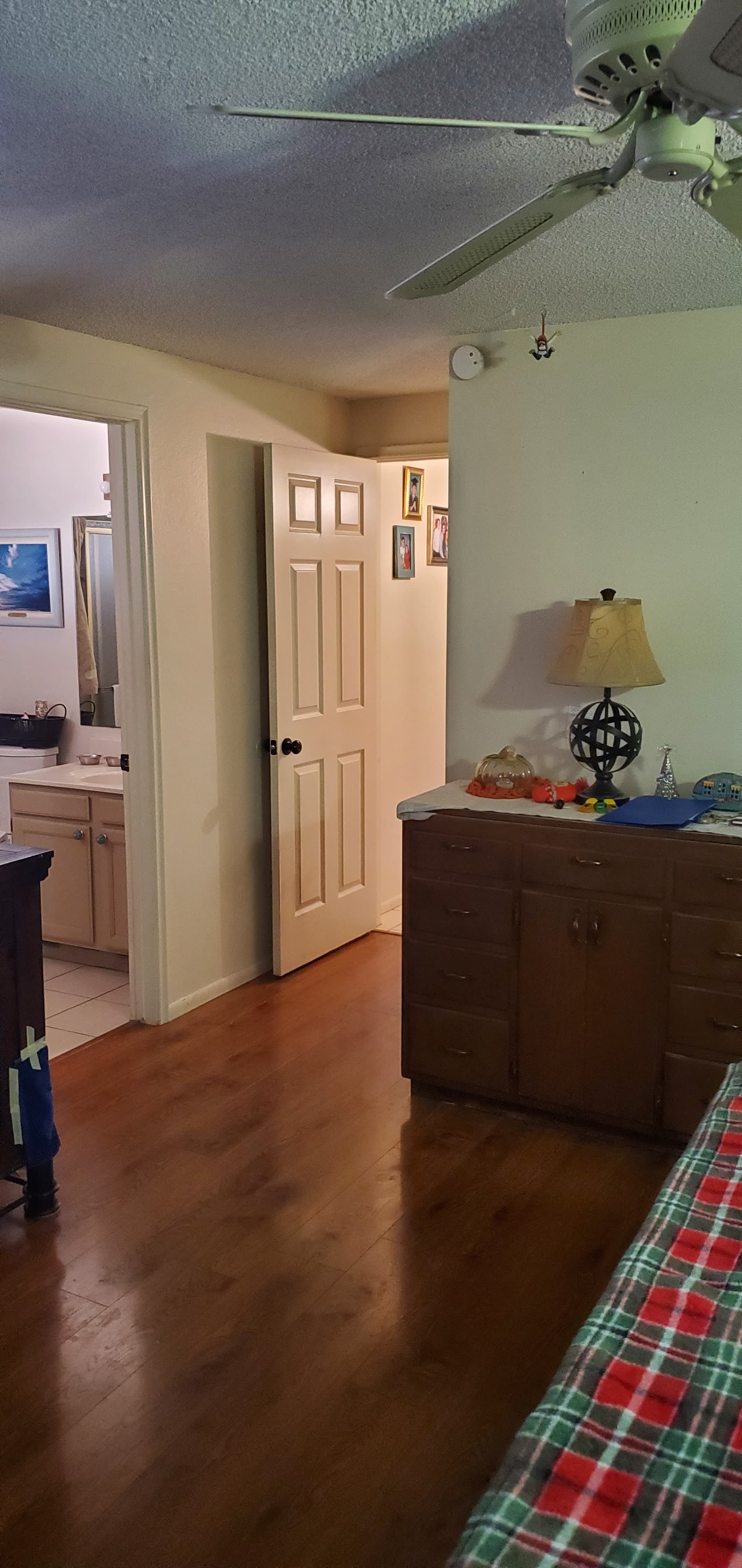 7430 E Ed Rice Ave photo 1