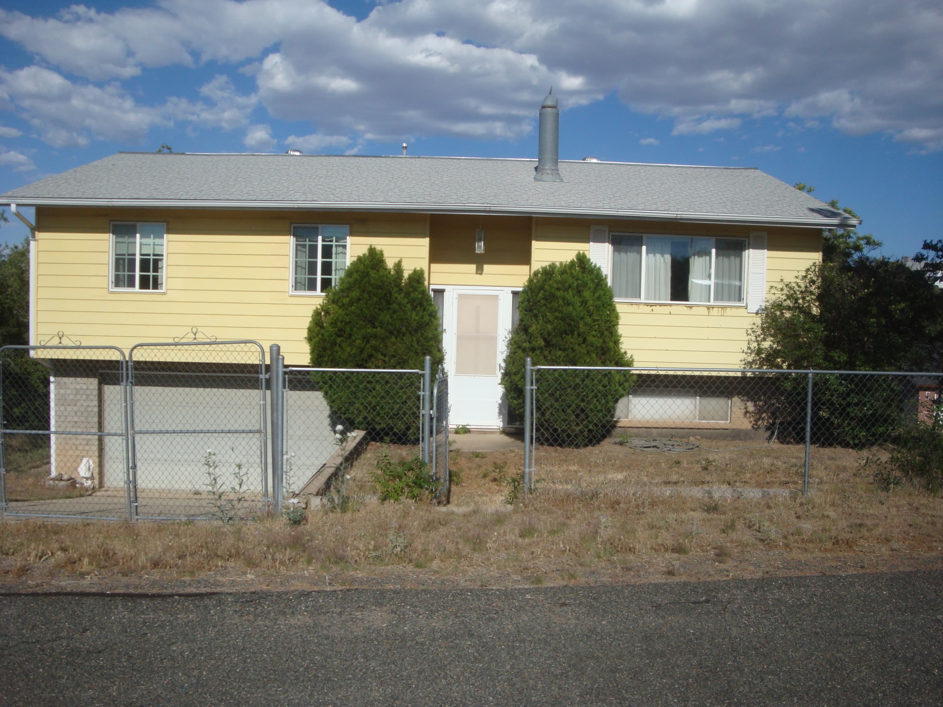 10231 South Fir Street photo 1