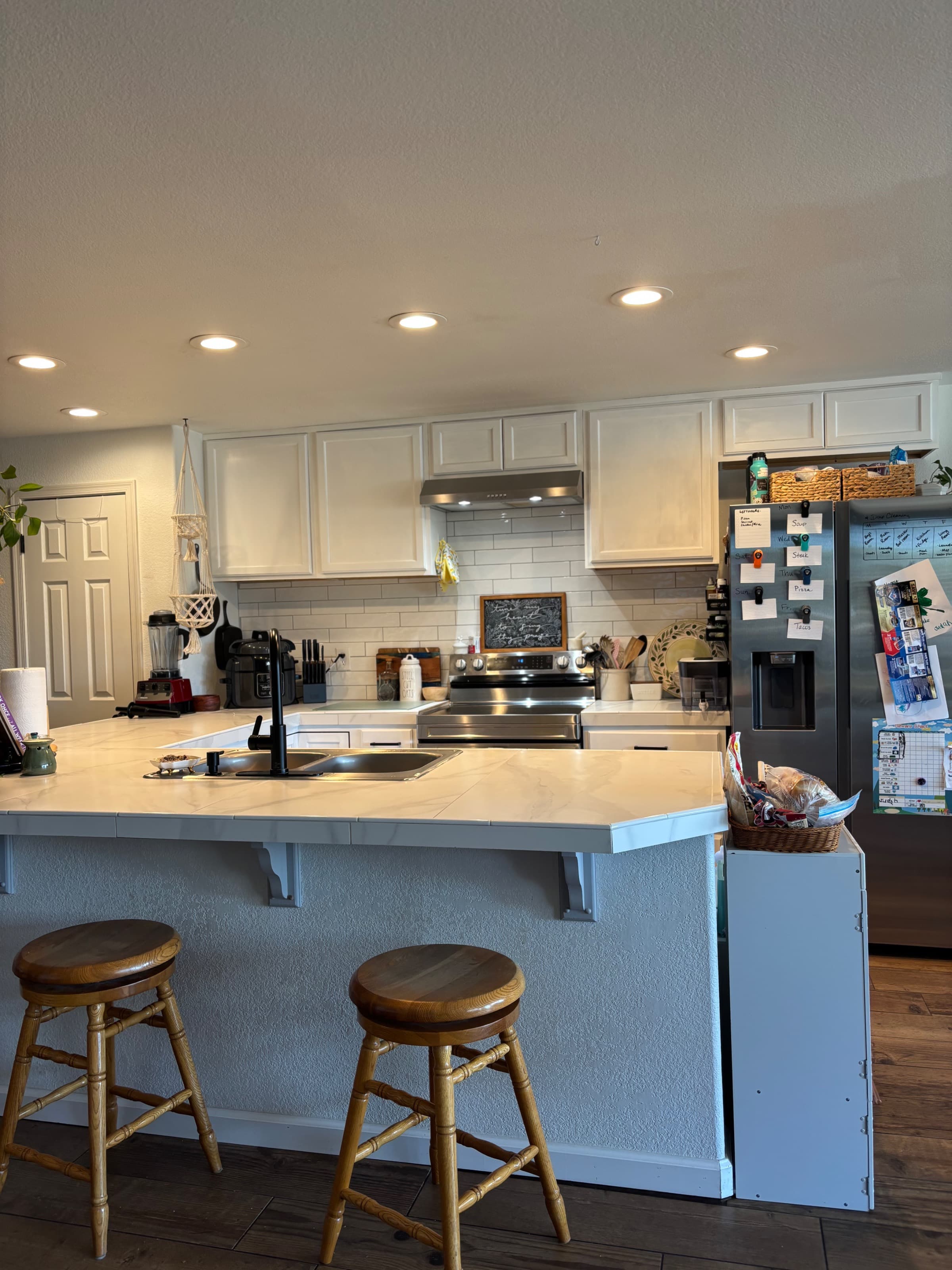 3232 Hualapai Mountain Road photo 4