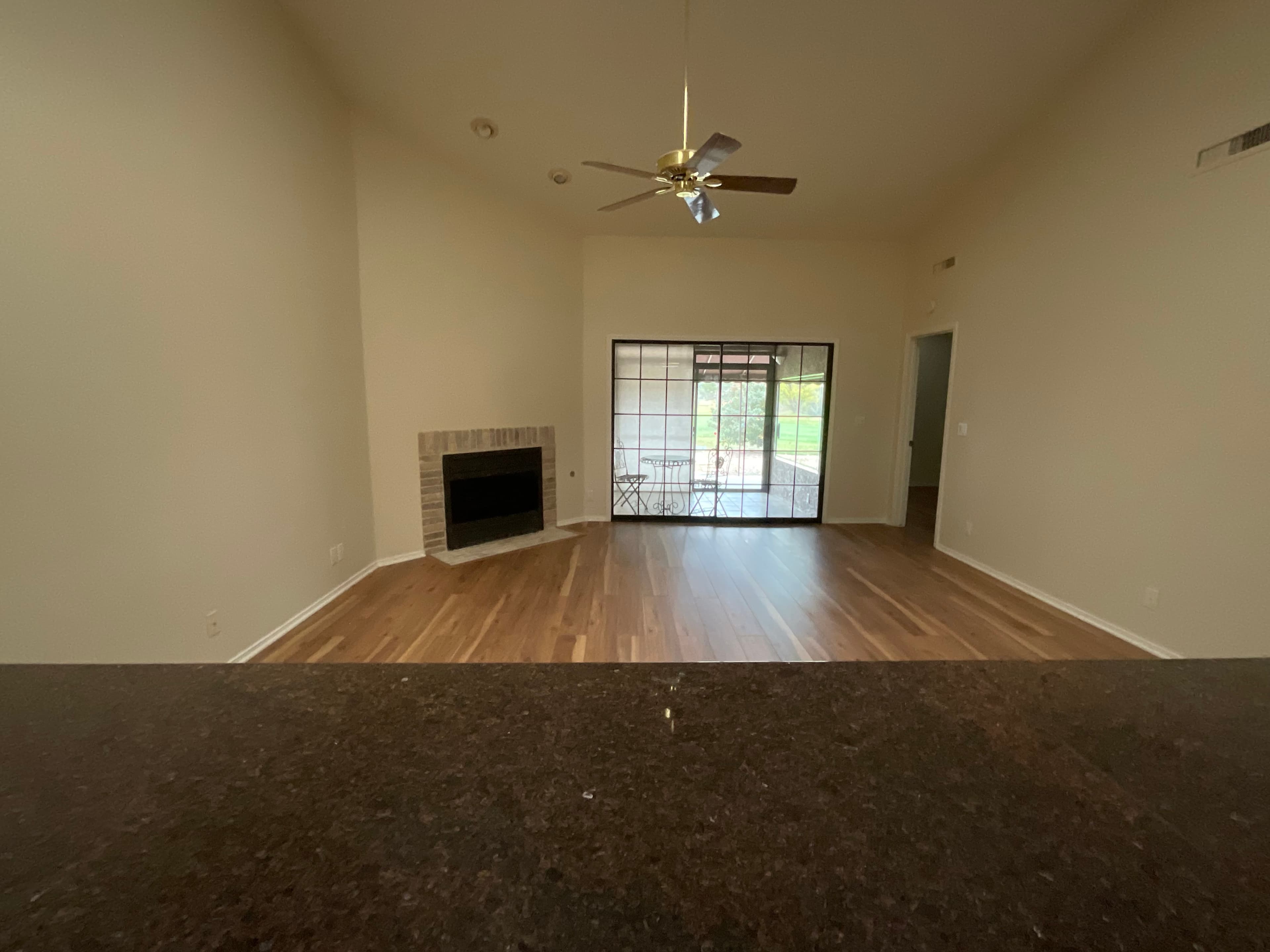 932 N. Rolling Green Road photo 2