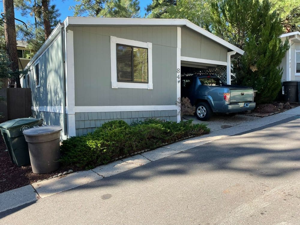 2401 west Route 66, Lot 84 photo 1