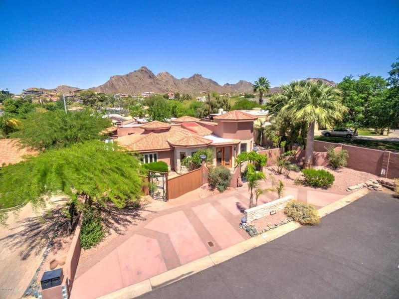 1450 E. Royal Palm 888K add neighboring home for a discount on full prices photo 3