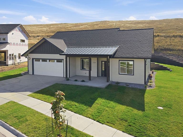 7118 Helenka Rose Dr photo 1