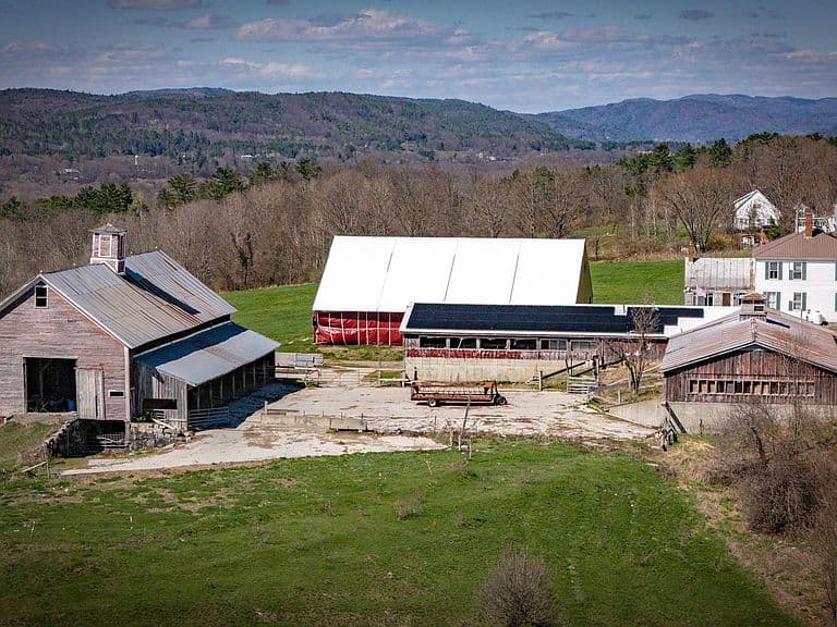 529 NH Route 10 photo 4