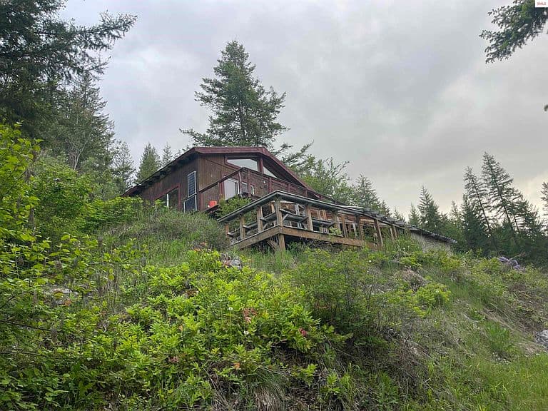 18432 Westside Rd photo 2