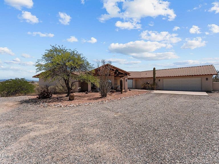 51015 N 292ND Avenue photo 3