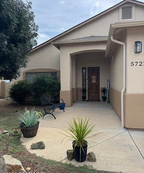5721 N Bronco Ln photo 3