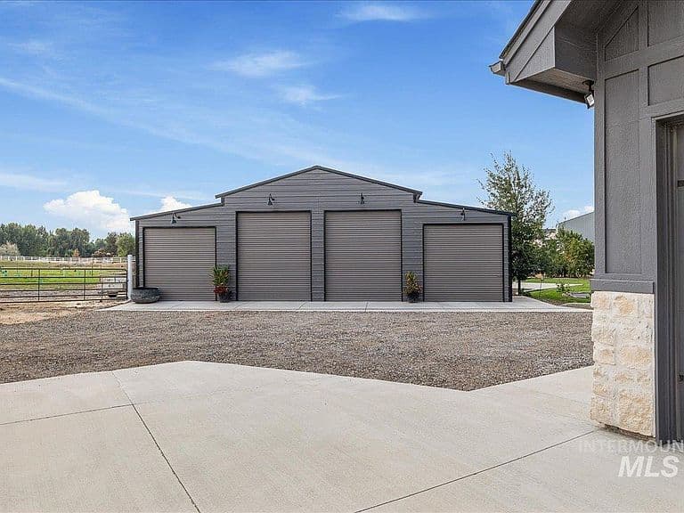 24301 Wanda Way photo 5