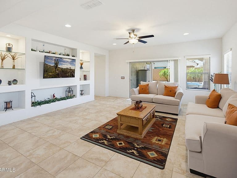 25999 W TONTO Lane photo 3