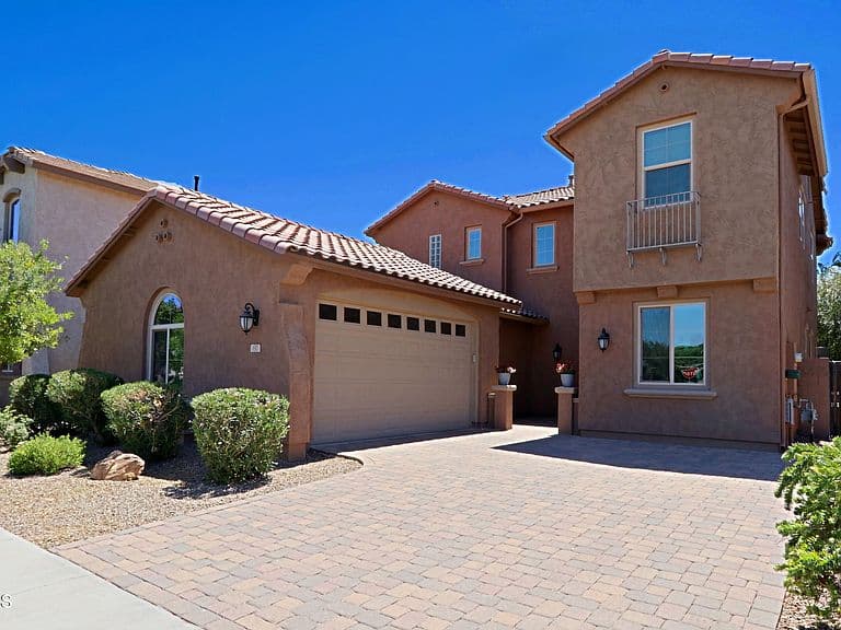 157 E CANYON Way photo 3