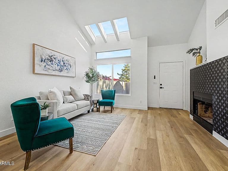 3302 E AIRE LIBRE Avenue #102 photo 3