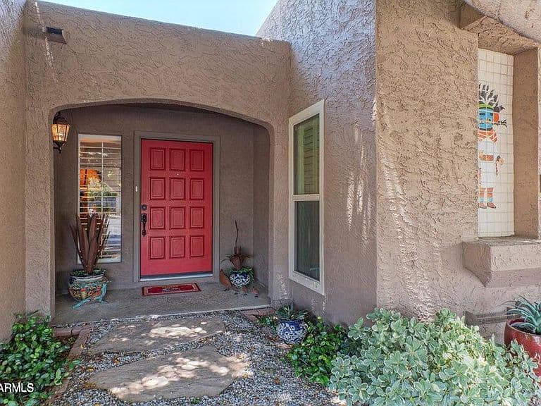 7302 E ROSE Lane photo 2