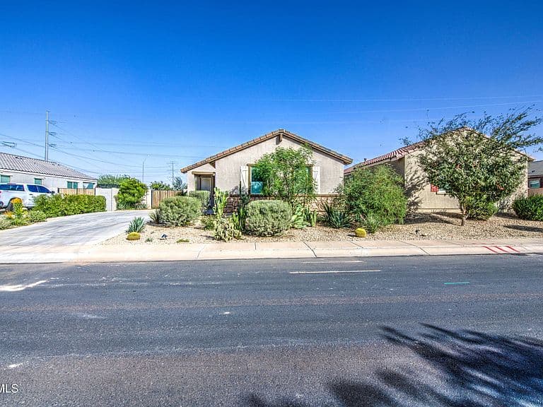 238 S SAN FERNANDO Lane photo 2