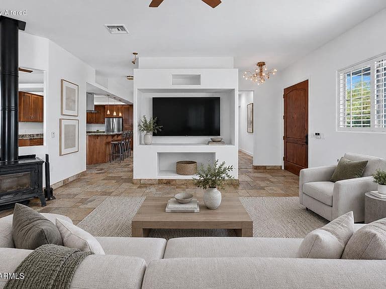 54393 W SUNBURST Street photo 3