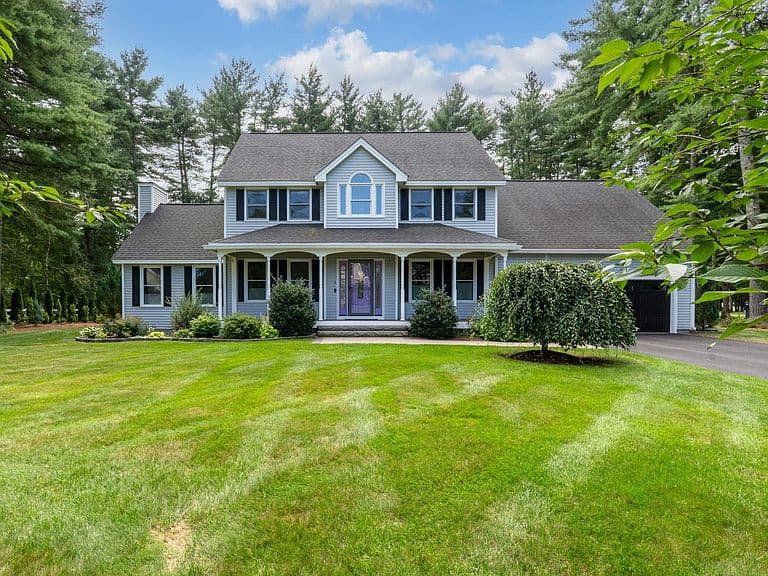 4 Taconic Drive photo 2