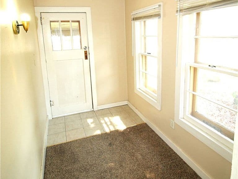 512 1st Ave photo 5