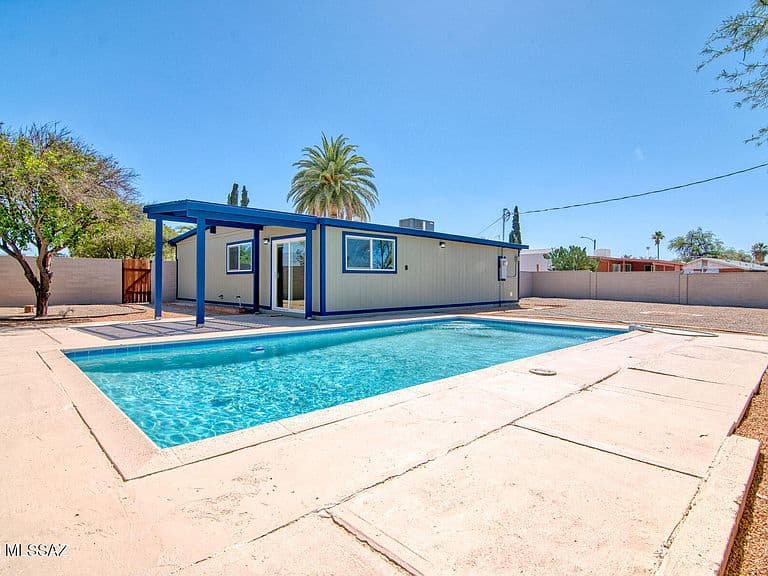 6458 E Calle Castor photo 1