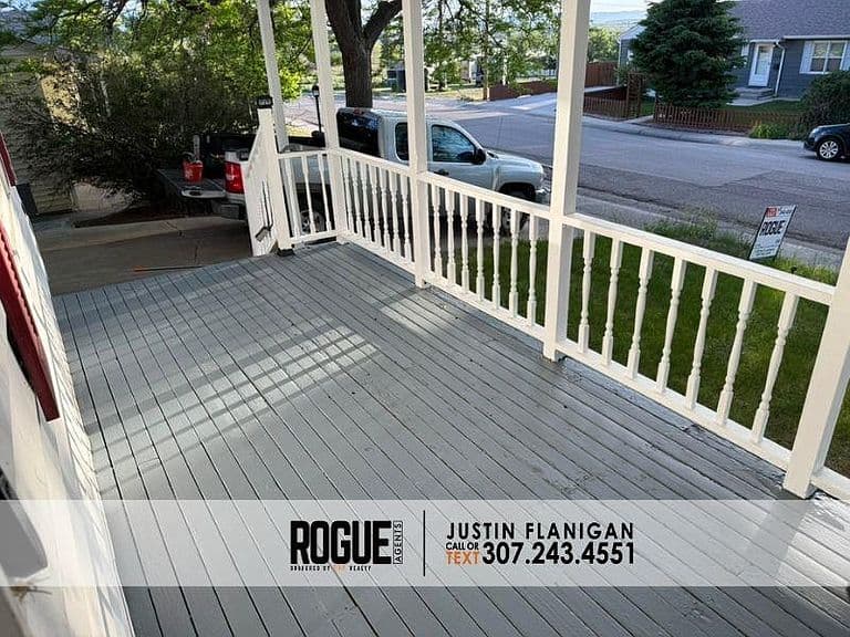 2131 Hyview Dr photo 5
