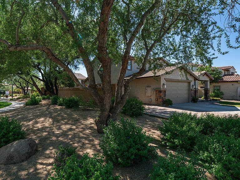 29704 N 69TH Drive photo 5
