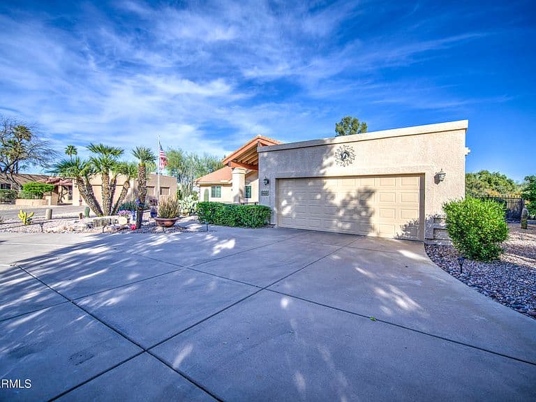 18443 E EL CORTEZ Place photo 5