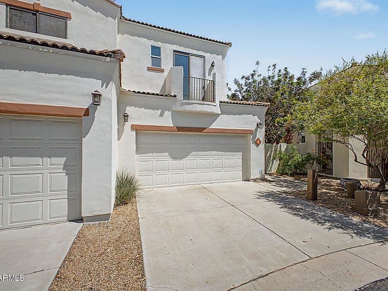 1750 E Ocotillo Road #4 photo 2