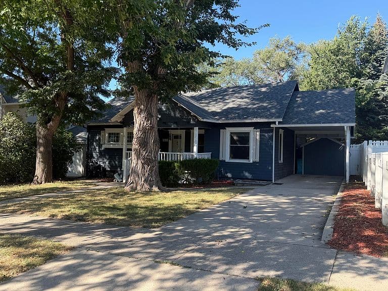 513 N Huron Ave photo 4