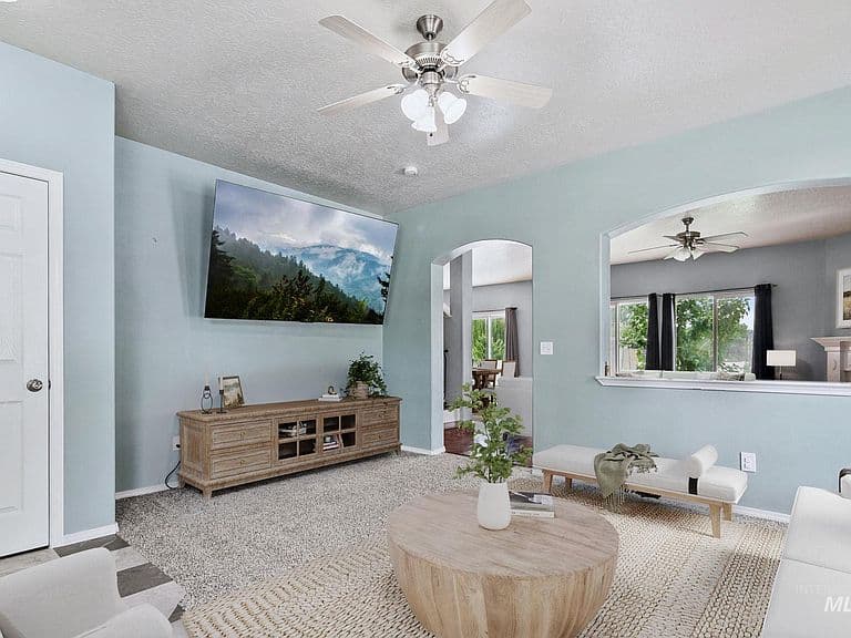 2158 W Swallowtail Pl photo 4