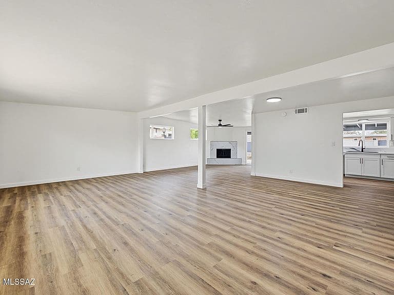 7042 E Calle Centuri photo 4
