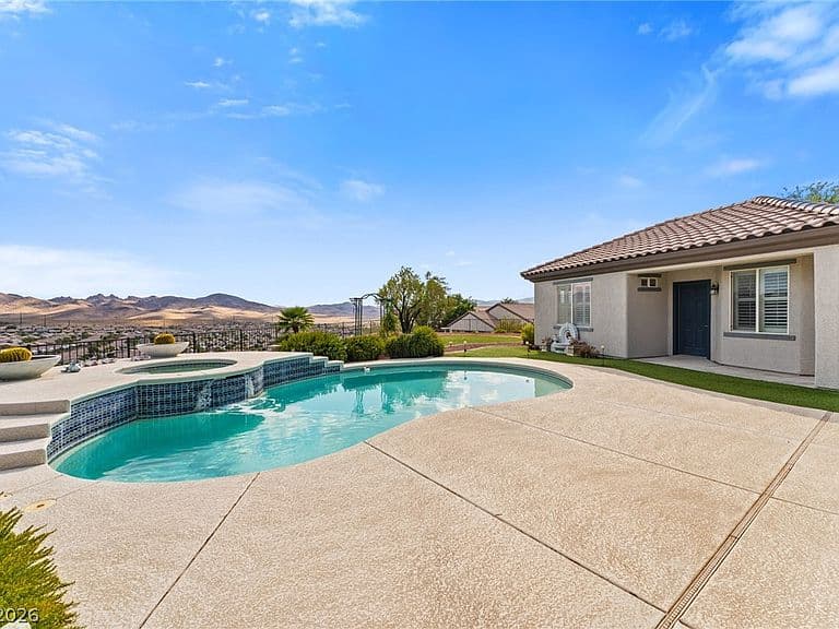 2393 Wood Village Dr photo 4