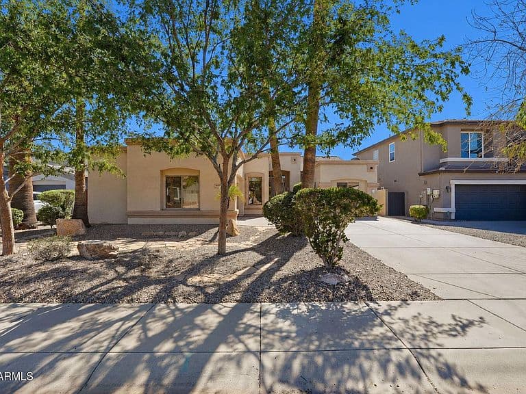 857 E DEL RIO Street photo 4
