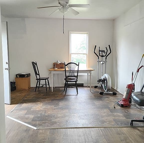926 6th Ave photo 5
