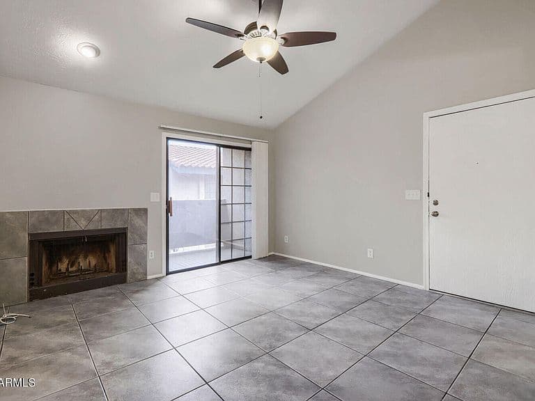 533 W GUADALUPE Road #2135 photo 5