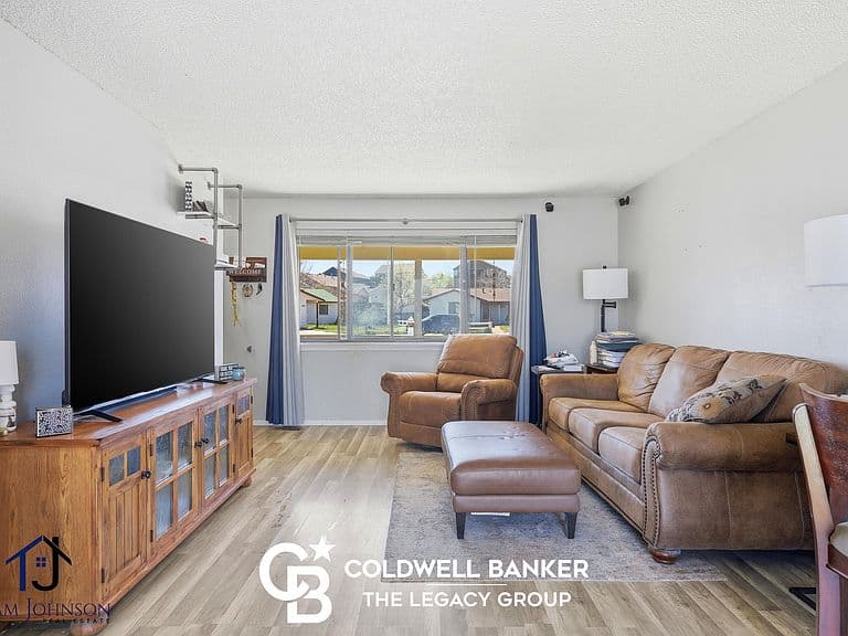 6664 Bailey Pl photo 2