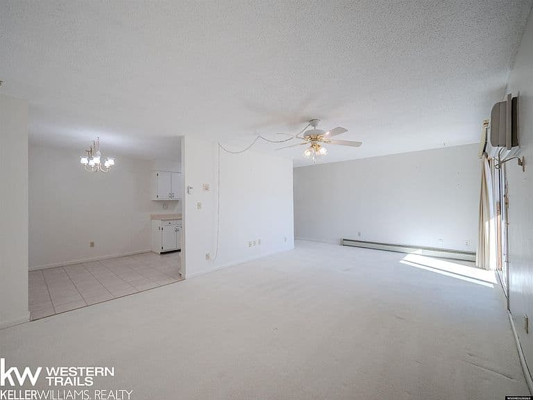4460 S Poplar St #205 photo 3
