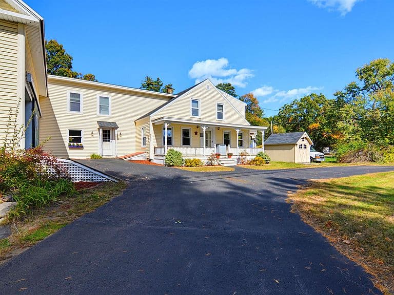185 Elm Street photo 2