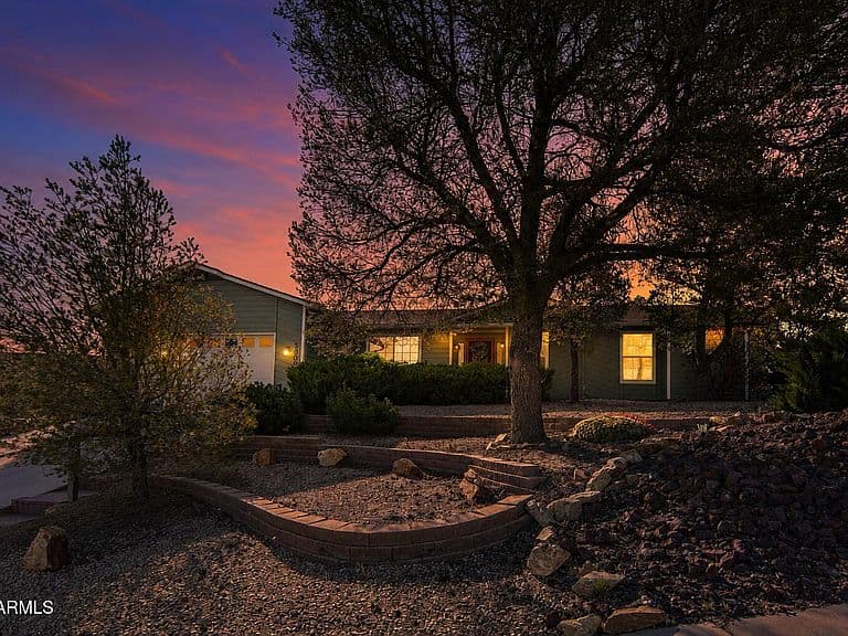5009 ALAMITOS Court photo 1