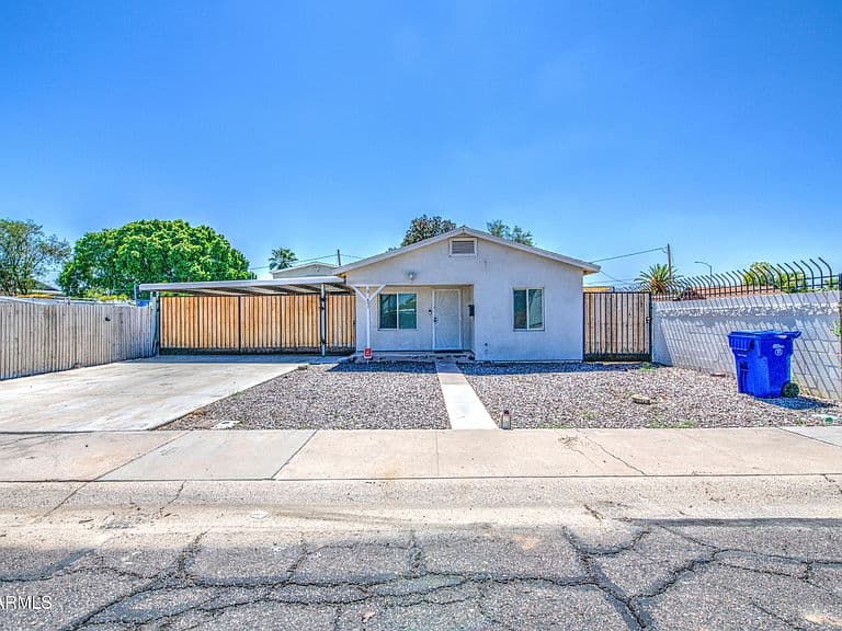 547 W MAHONEY Avenue photo 3
