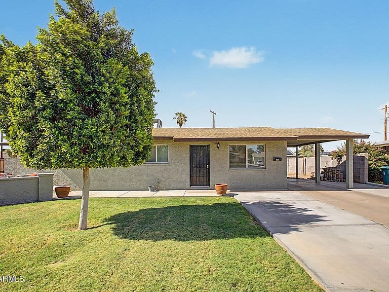 1048 W HEATHER Drive photo 1