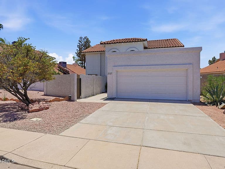 2137 S CATARINA Circle photo 2