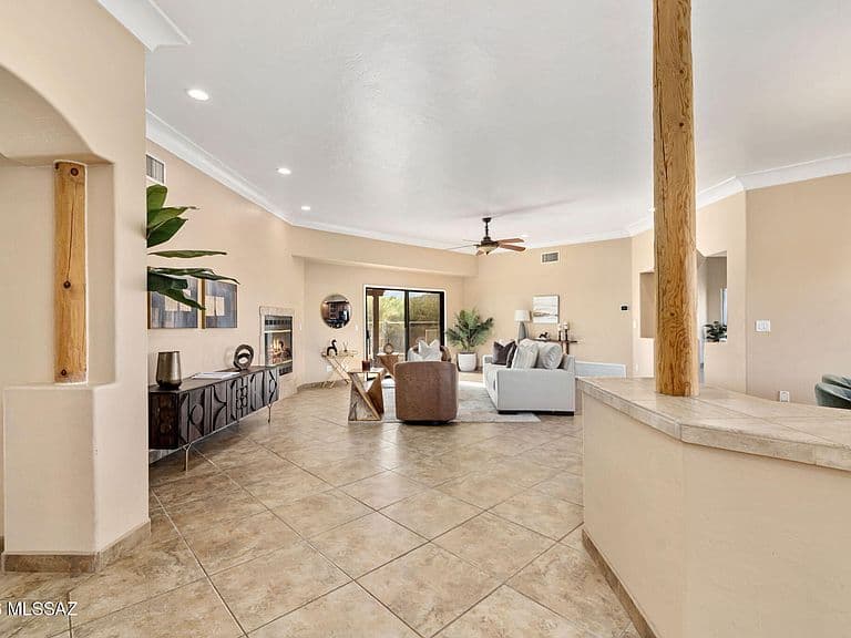 12801 N Kingair Dr photo 3