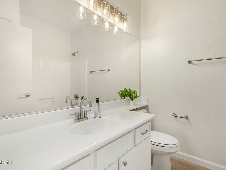 1322 S Roseann photo 5