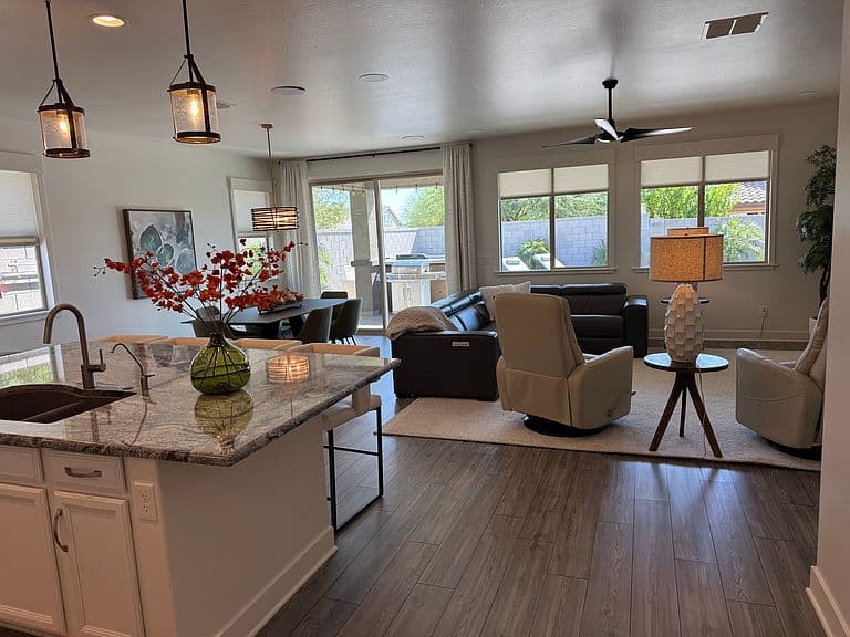 15999 W Soft Wind Dr photo 2